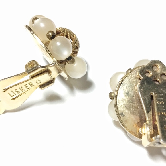 Vintage 1950s Signed Lisner Frosted Lucite Gold Tone Clip Earrings - Picture 3 of 3